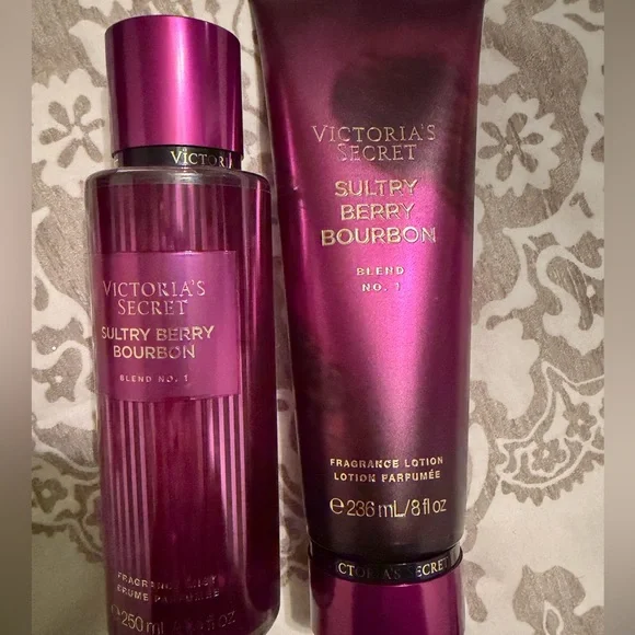 Victoria's Secret Sultry Berry Bourbon Set - Rich Purple - Picture 1 of 1